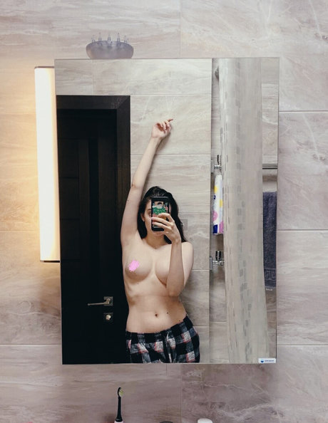 Foto desnuda filtrada de OnlyFans de Summermur