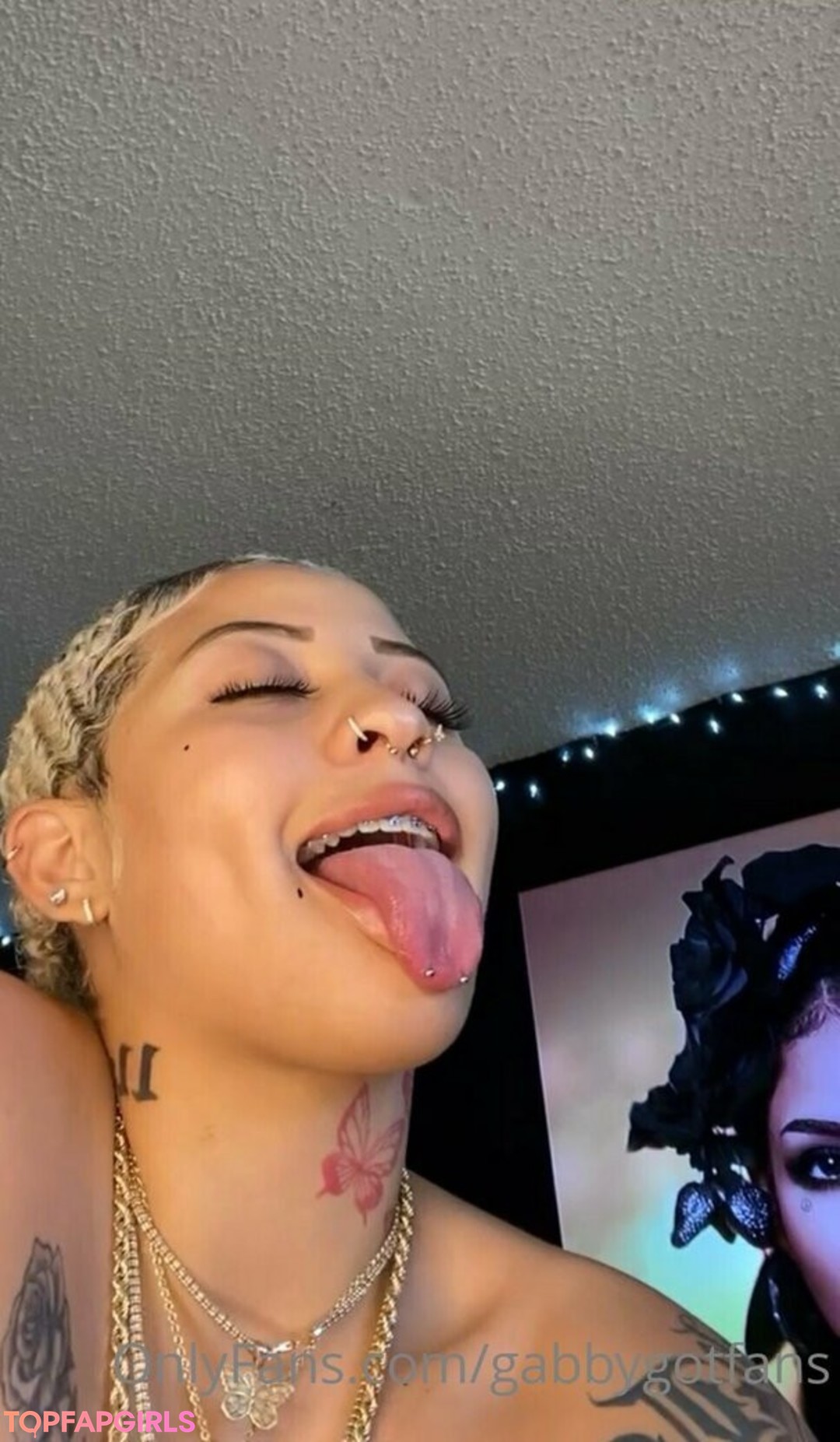 Foto desnuda filtrada de OnlyFans de Gabbygotfans #142 Foto desnuda filtrada de OnlyFans de Gabbygotfans #142