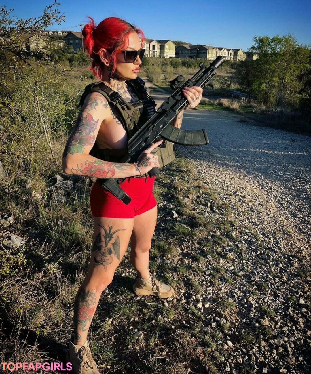 Foto desnuda filtrada de OnlyFans de Gun Bunnies #20 Foto desnuda filtrada de OnlyFans de Gun Bunnies #20