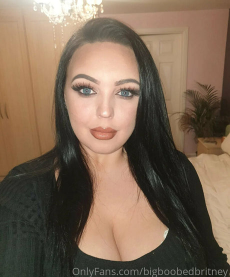 Bigboobedbritneyfree