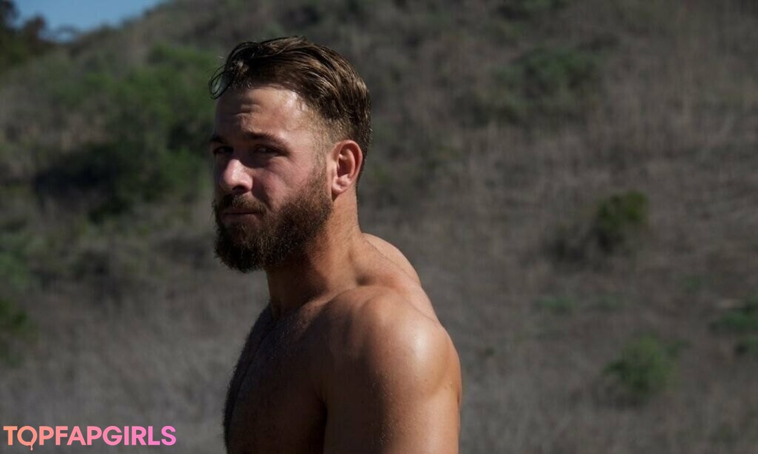 Foto desnuda filtrada de OnlyFans de Chadwhitexxxfree #28 Foto desnuda filtrada de OnlyFans de Chadwhitexxxfree #28