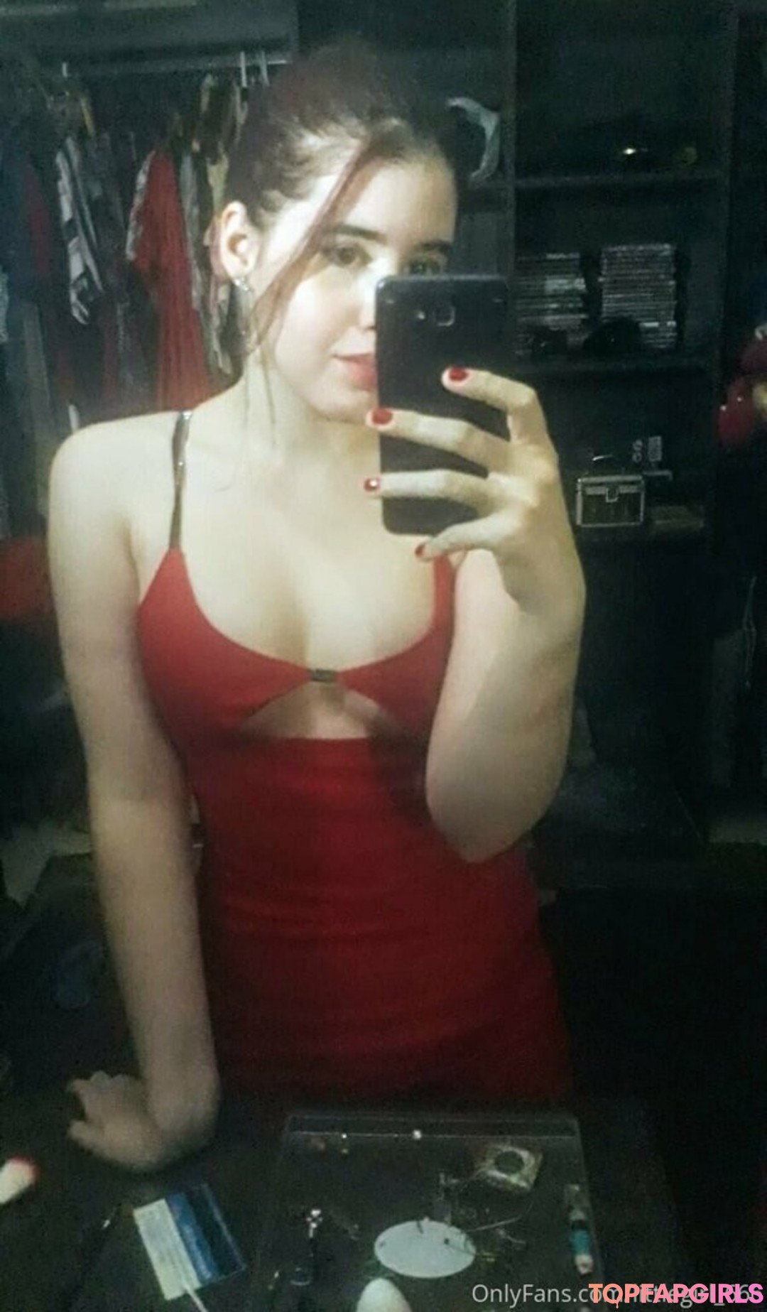 Foto desnuda filtrada de OnlyFans de Lxttlegirl666 #22 Foto desnuda filtrada de OnlyFans de Lxttlegirl666 #22