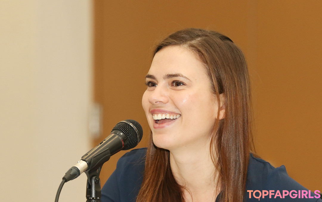 Foto desnuda filtrada de OnlyFans de Hayley Atwell #125 Foto desnuda filtrada de OnlyFans de Hayley Atwell #125