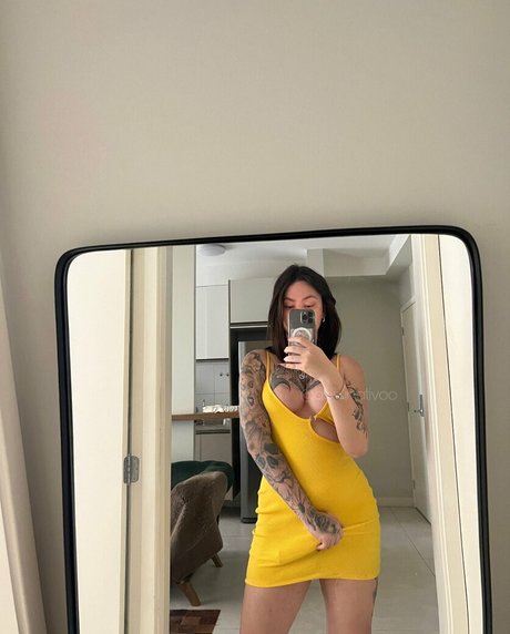 Foto desnuda filtrada de OnlyFans de Bruna Tivo