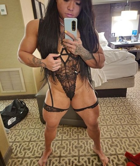 Foto desnuda filtrada de OnlyFans de Marilyn Yee Tong