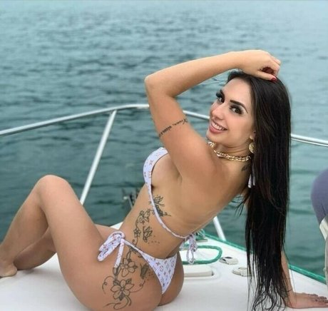 Foto desnuda filtrada de OnlyFans de Bruna Corradini