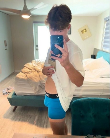 Foto desnuda filtrada de OnlyFans de Jackdohertyyy