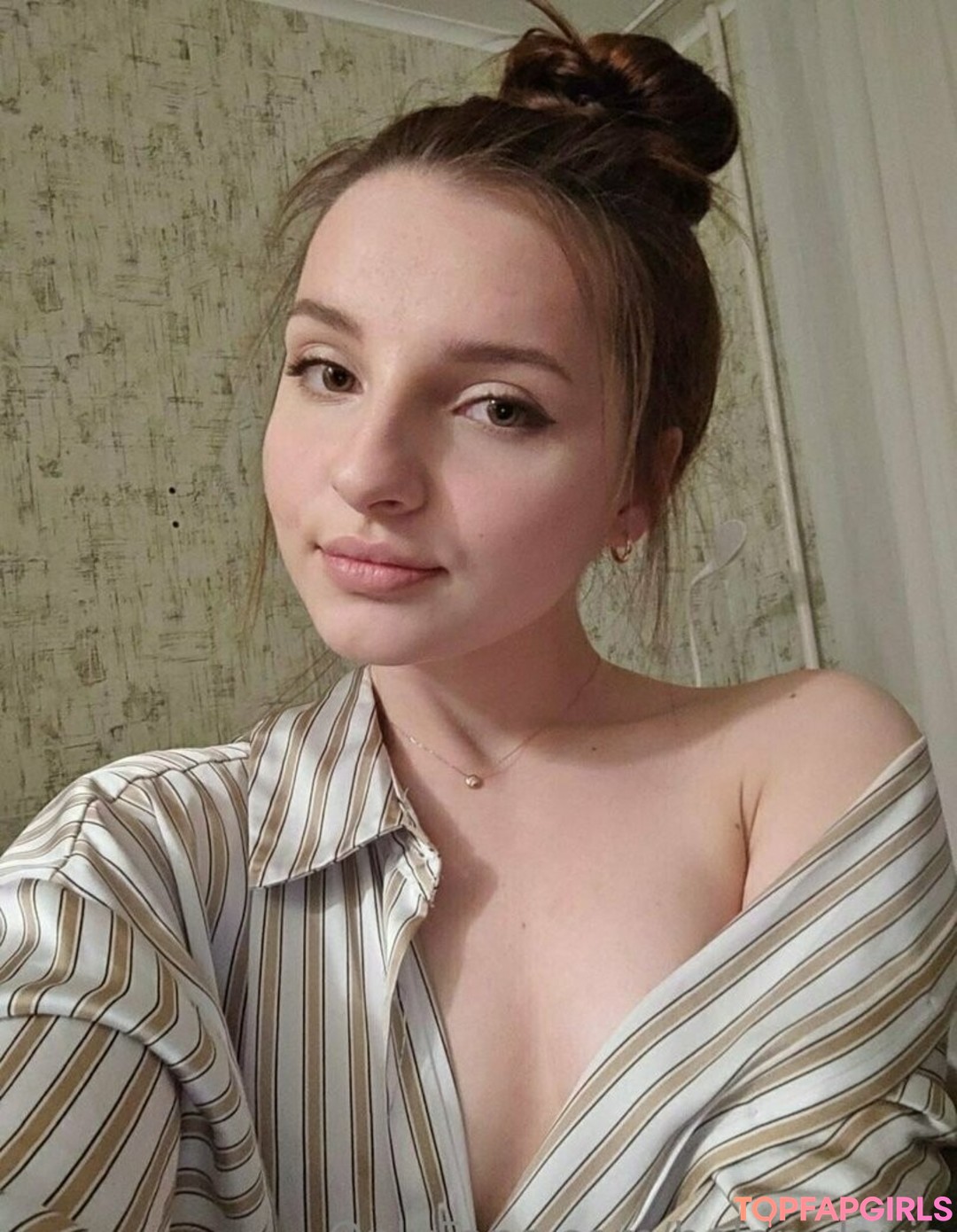 Foto desnuda filtrada de OnlyFans de Helen Davis #22 Foto desnuda filtrada de OnlyFans de Helen Davis #22