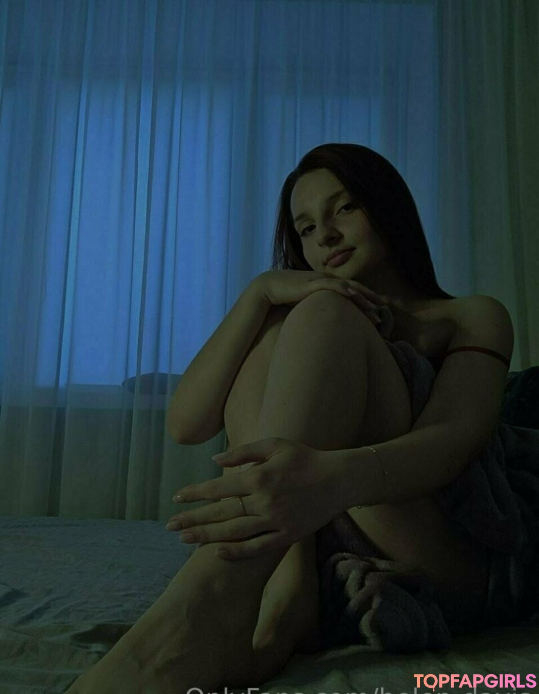 Foto desnuda filtrada de OnlyFans de Helen Davis #29 Foto desnuda filtrada de OnlyFans de Helen Davis #29
