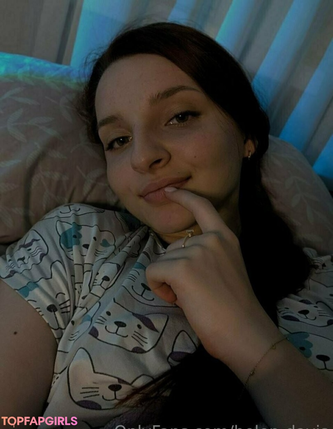 Foto desnuda filtrada de OnlyFans de Helen Davis #52 Foto desnuda filtrada de OnlyFans de Helen Davis #52