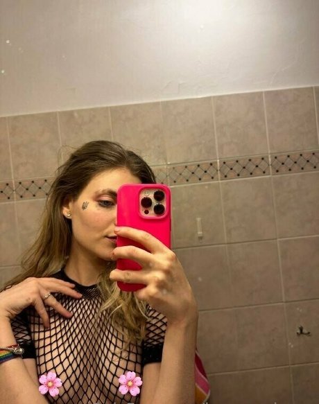 Foto desnuda filtrada de OnlyFans de Lunarunicorn