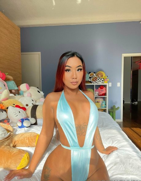 Foto desnuda filtrada de OnlyFans de Nicolenguyen