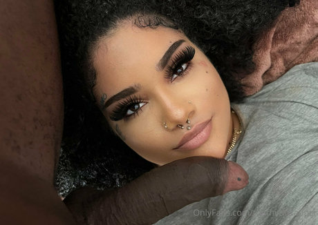 Foto desnuda filtrada de OnlyFans de Tha Thirst Trapper