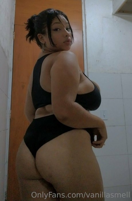 Foto desnuda filtrada de OnlyFans de Ana Tadashi