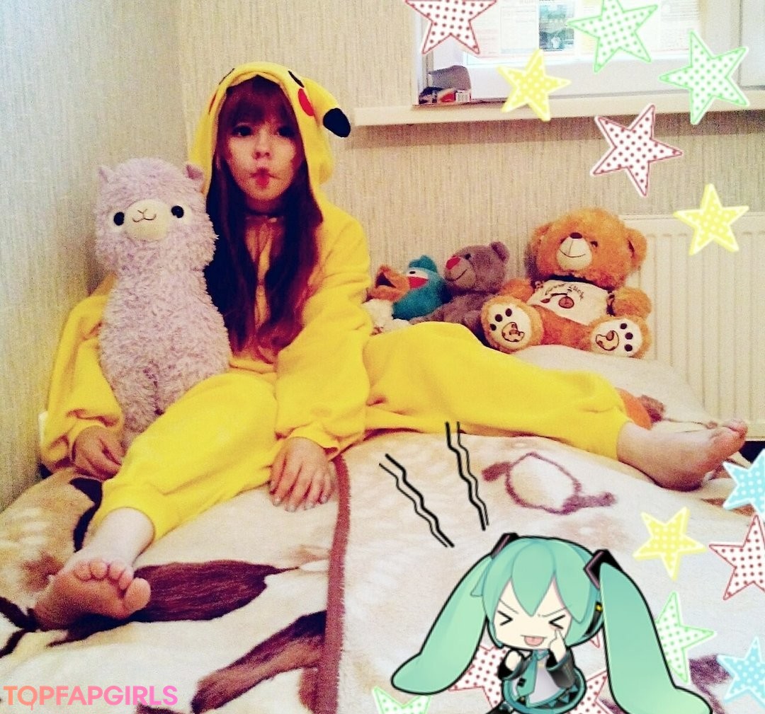 Foto desnuda filtrada de OnlyFans de Saya Scarlet #104 Foto desnuda filtrada de OnlyFans de Saya Scarlet #104