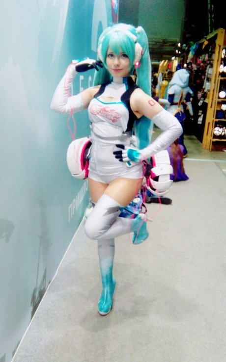 Saya Scarlet
