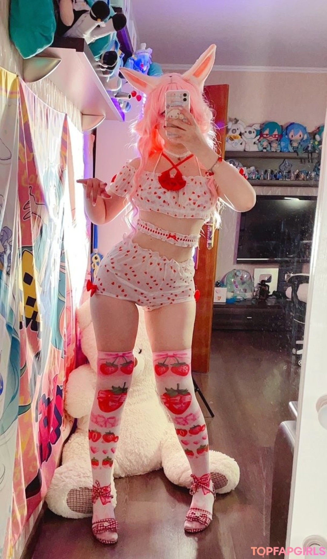 Foto desnuda filtrada de OnlyFans de Saya Scarlet #172 Foto desnuda filtrada de OnlyFans de Saya Scarlet #172