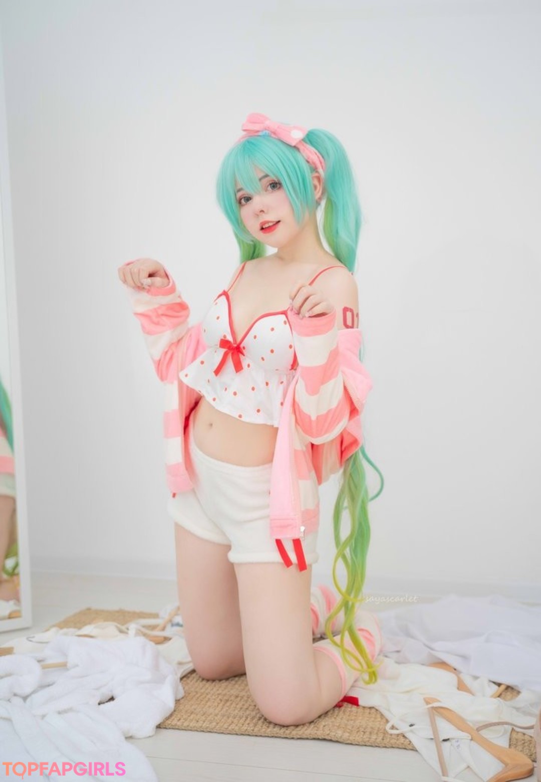 Foto desnuda filtrada de OnlyFans de Saya Scarlet #220 Foto desnuda filtrada de OnlyFans de Saya Scarlet #220