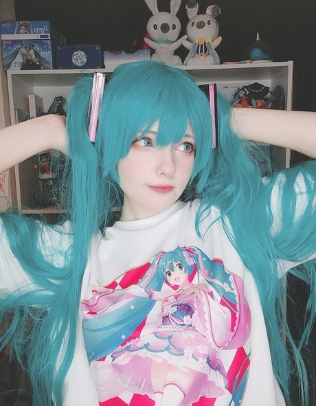 Saya Scarlet