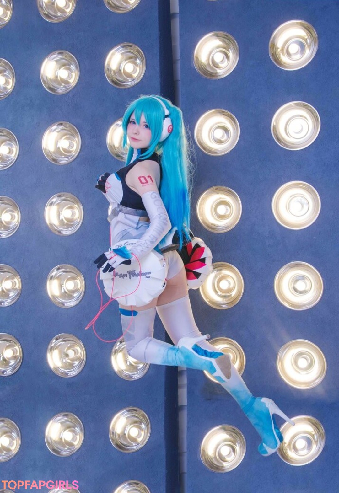 Foto desnuda filtrada de OnlyFans de Saya Scarlet #343 Foto desnuda filtrada de OnlyFans de Saya Scarlet #343