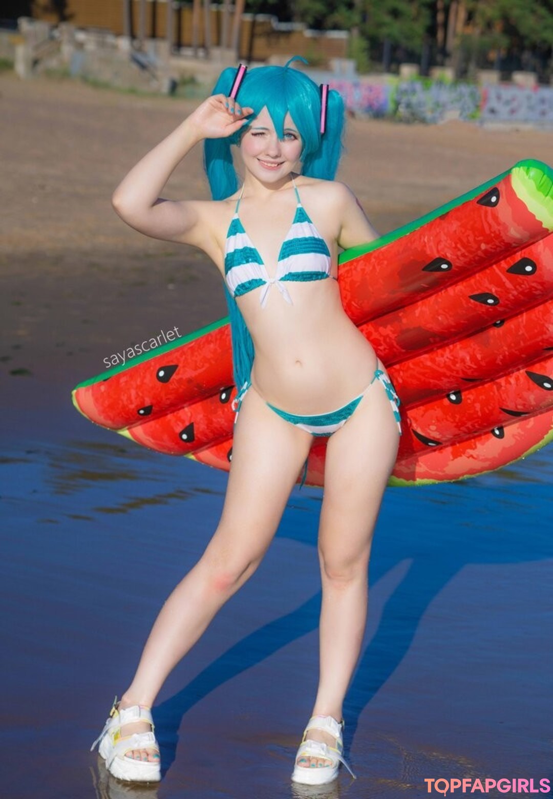 Foto desnuda filtrada de OnlyFans de Saya Scarlet #393 Foto desnuda filtrada de OnlyFans de Saya Scarlet #393