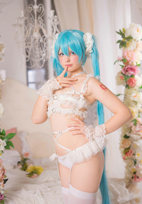 Saya Scarlet