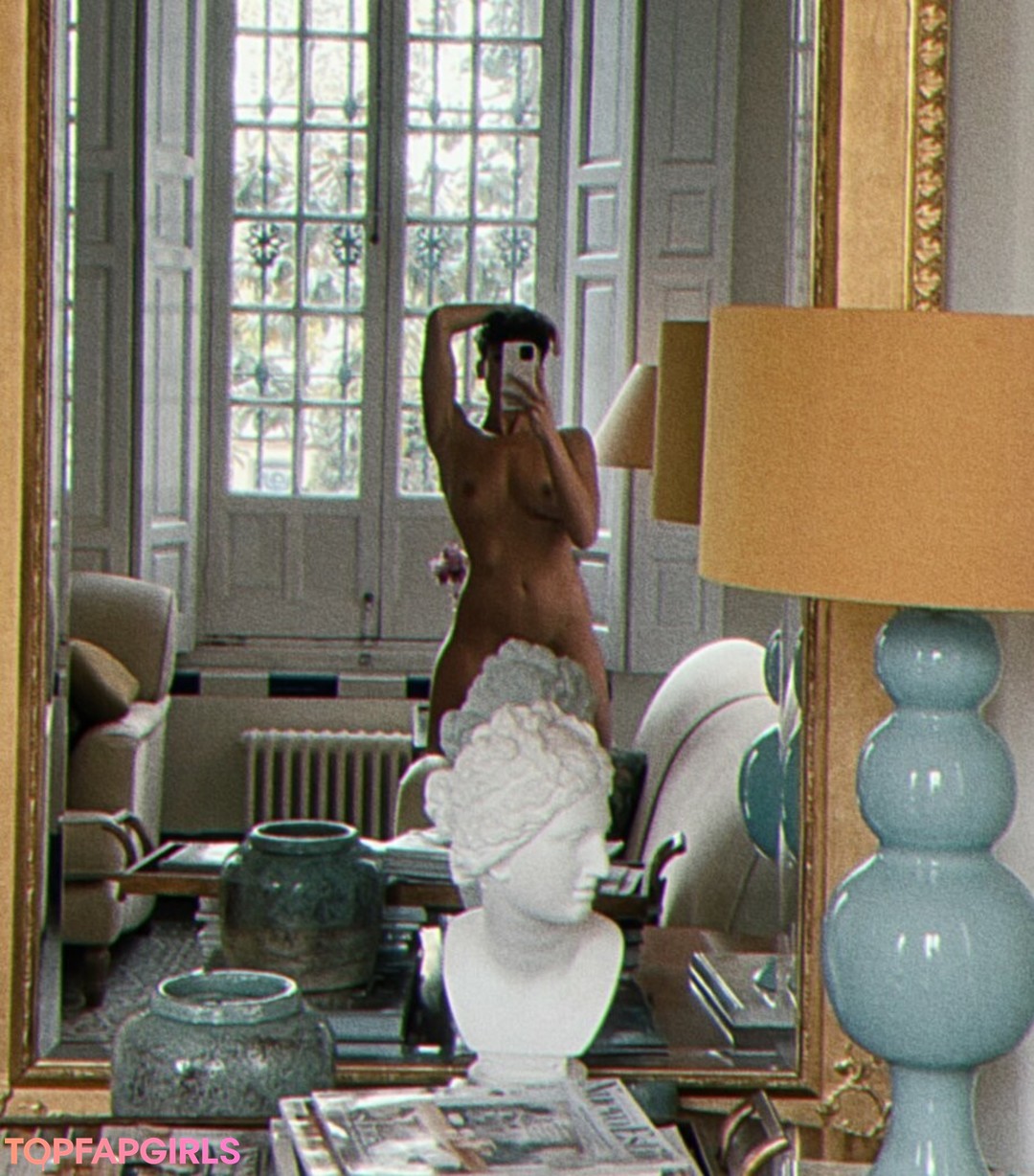 Foto desnuda filtrada de OnlyFans de Clara Rene #111 Foto desnuda filtrada de OnlyFans de Clara Rene #111