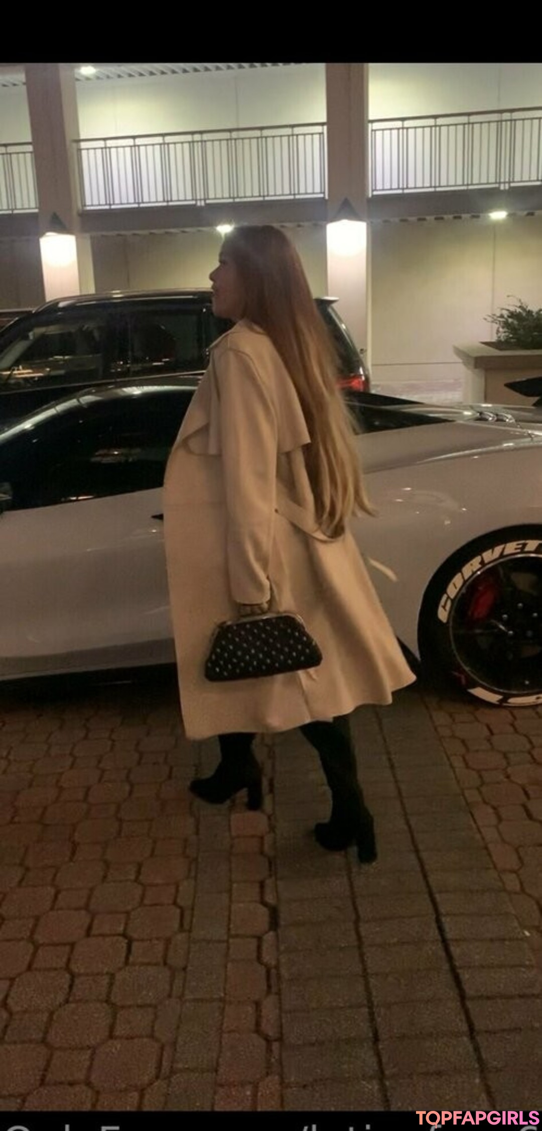 Foto desnuda filtrada de OnlyFans de Latinafoxy69 #29 Foto desnuda filtrada de OnlyFans de Latinafoxy69 #29