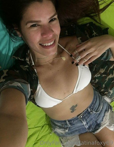 Latinafoxy69