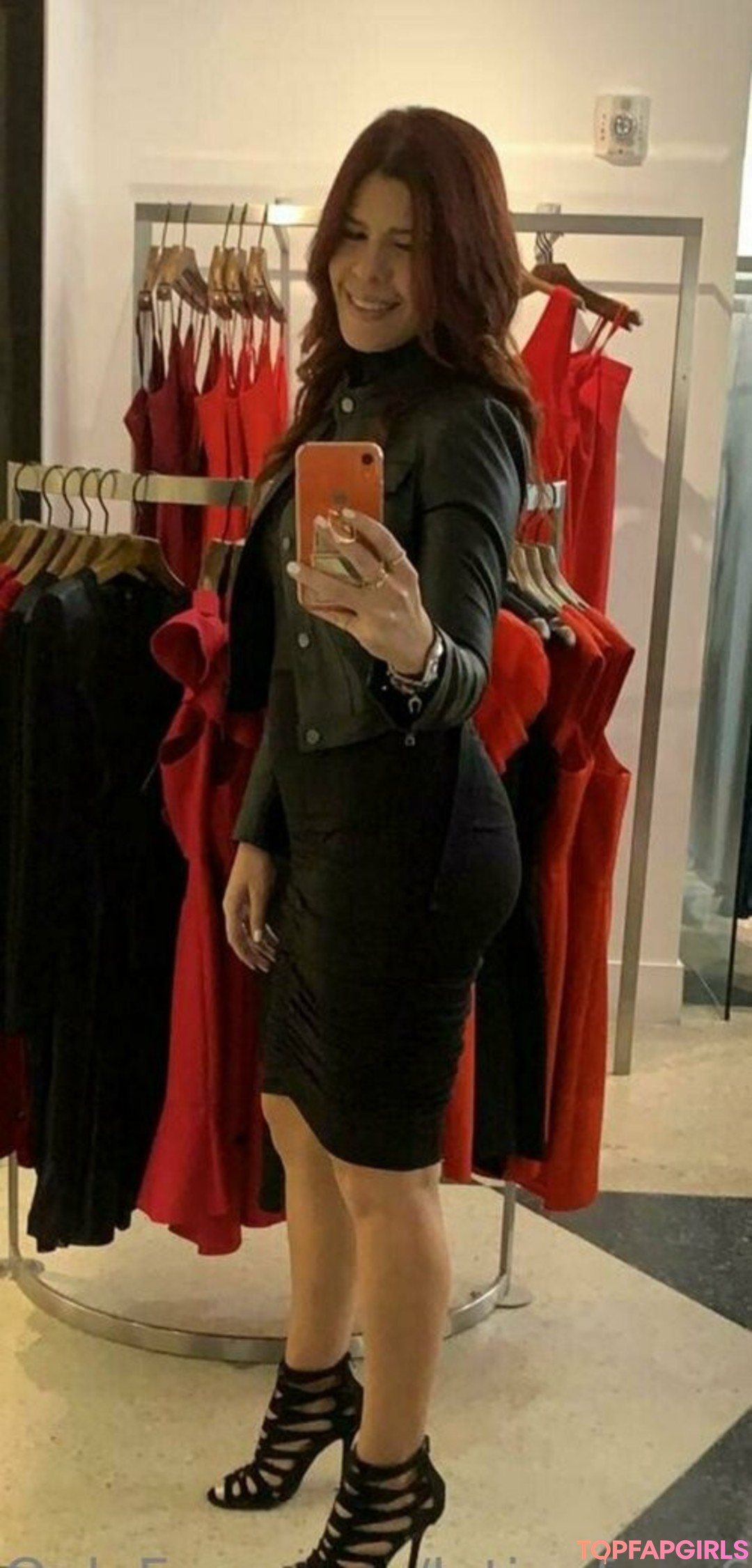 Foto desnuda filtrada de OnlyFans de Latinafoxy69 #67 Foto desnuda filtrada de OnlyFans de Latinafoxy69 #67