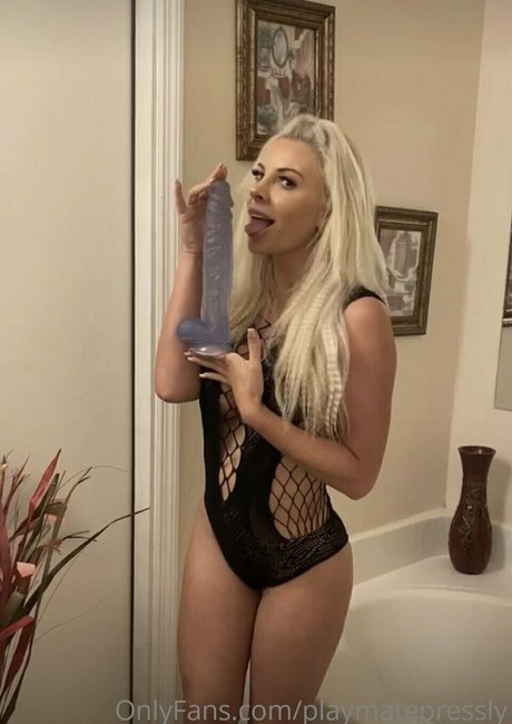 Playmatepressly
