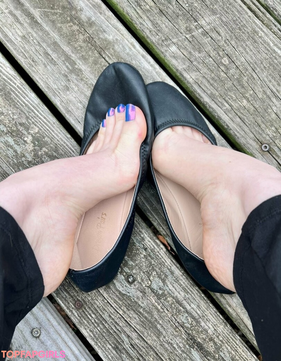 Foto desnuda filtrada de OnlyFans de Jennysfeet #154 Foto desnuda filtrada de OnlyFans de Jennysfeet #154