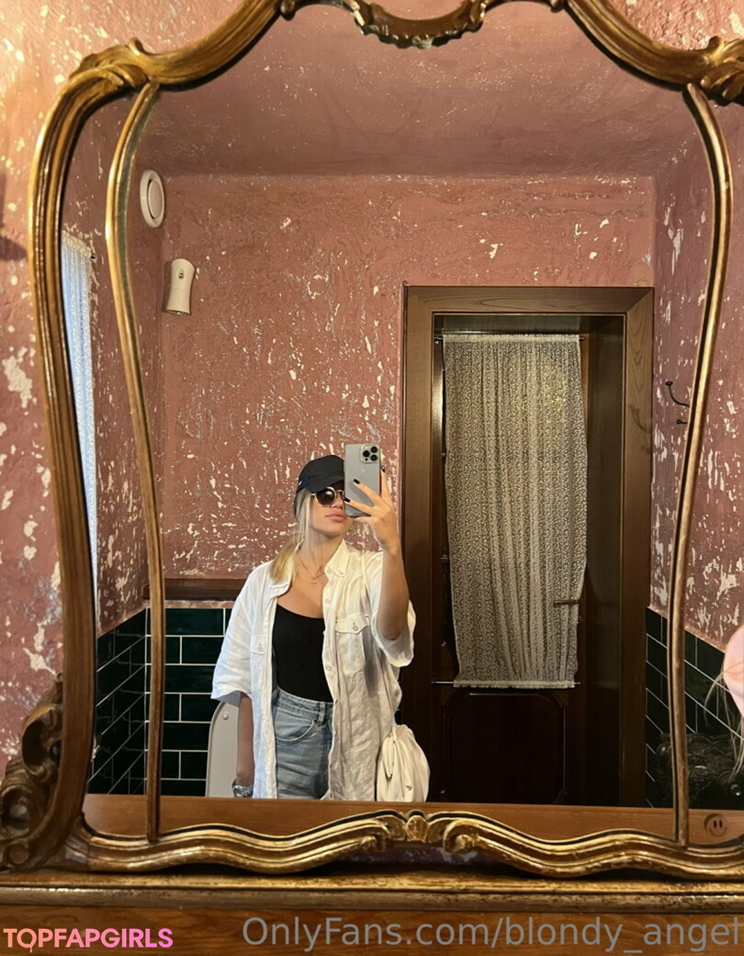 Foto desnuda filtrada de OnlyFans de Blondyangel #49 Foto desnuda filtrada de OnlyFans de Blondyangel #49