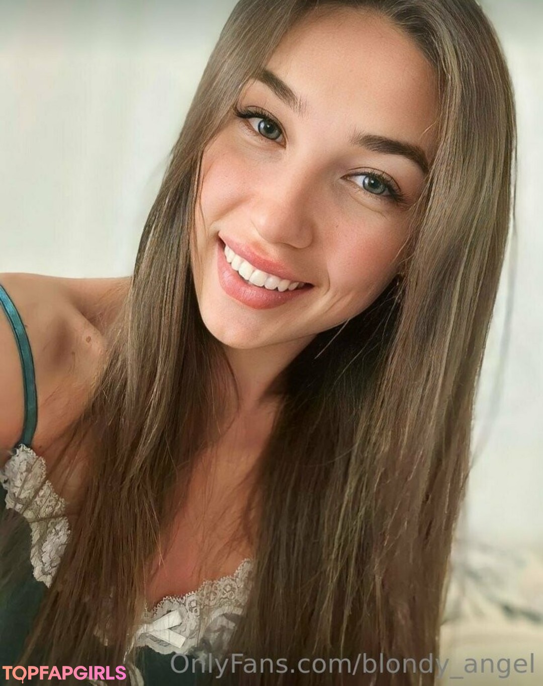 Foto desnuda filtrada de OnlyFans de Blondyangel #633 Foto desnuda filtrada de OnlyFans de Blondyangel #633