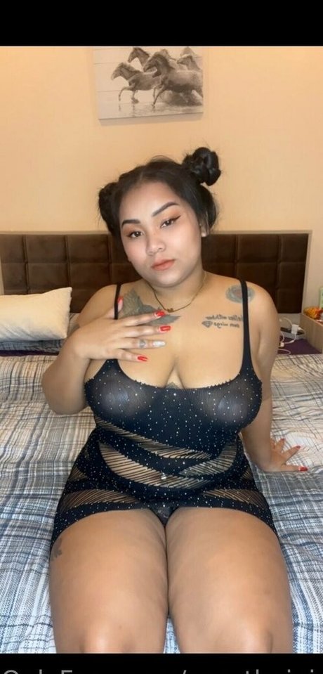 Foto desnuda filtrada de OnlyFans de Oporthaigirl