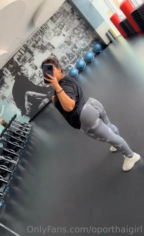 Foto desnuda filtrada de OnlyFans de Oporthaigirl