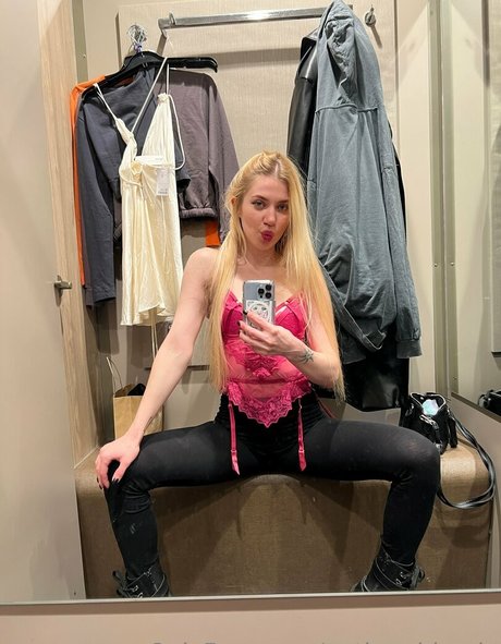 Outlawblonde