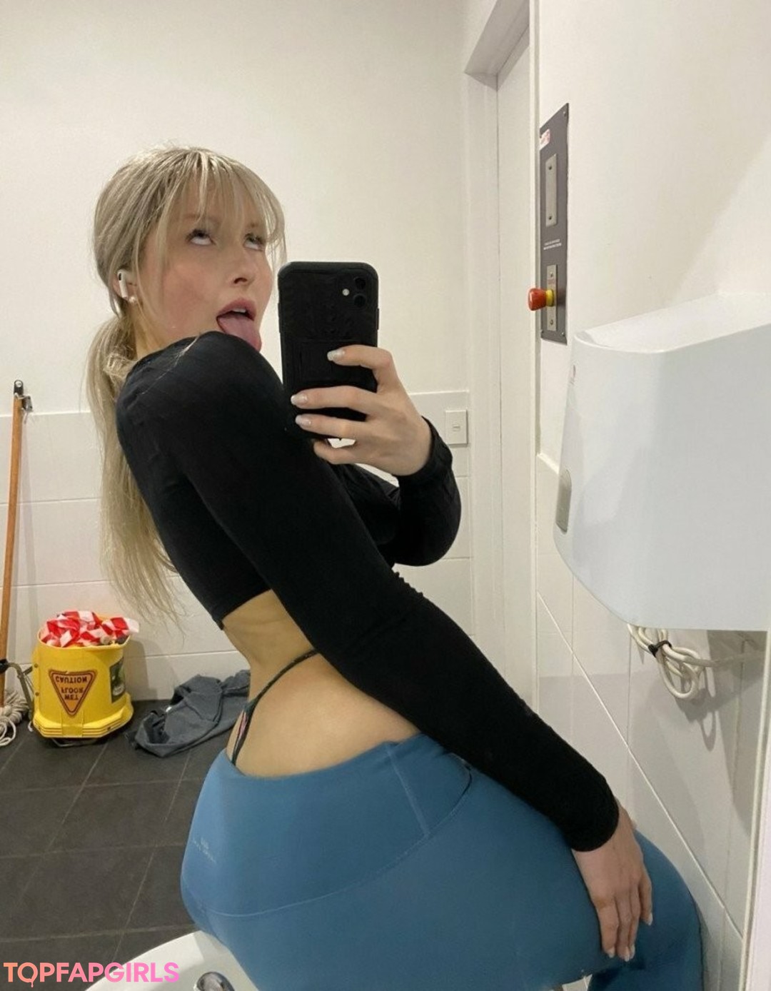 Foto desnuda filtrada de OnlyFans de Bootybyshel #147 Foto desnuda filtrada de OnlyFans de Bootybyshel #147