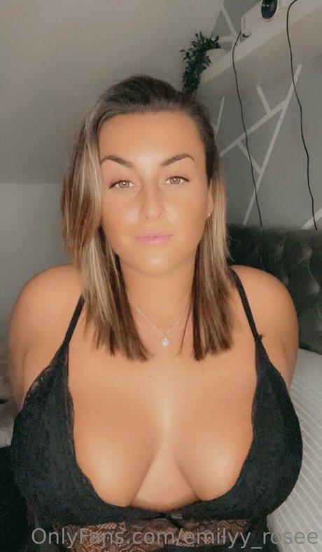 Emilyyrosee