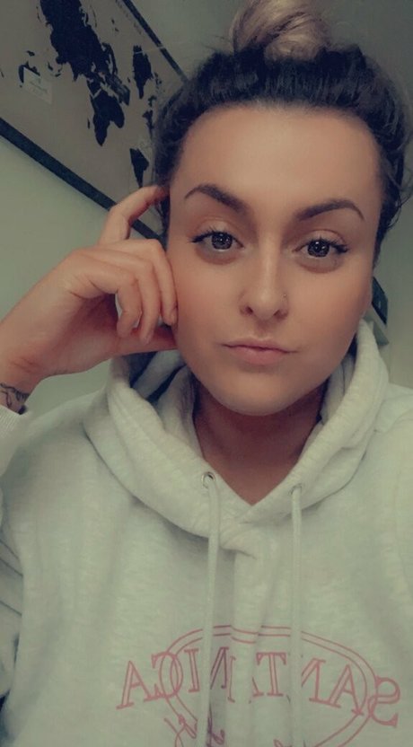 Emilyyrosee