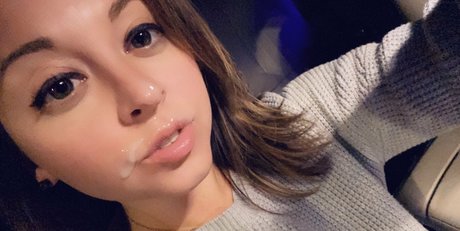 Foto desnuda filtrada de OnlyFans de Loadsoflayla