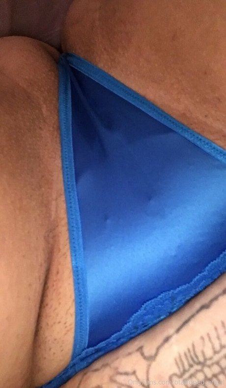 Foto desnuda filtrada de OnlyFans de Btattooedangel