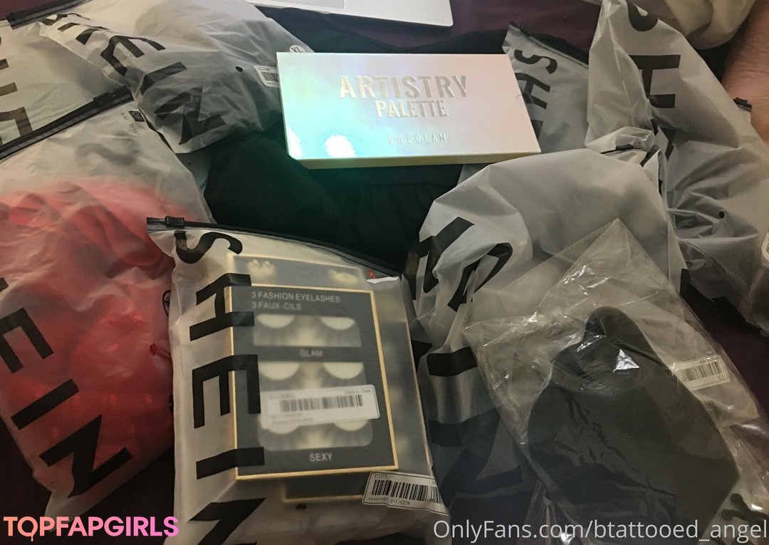 Foto desnuda filtrada de OnlyFans de Btattooedangel #126 Foto desnuda filtrada de OnlyFans de Btattooedangel #126