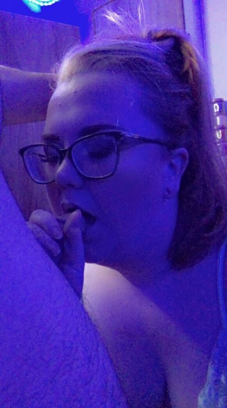 Foto desnuda filtrada de OnlyFans de Violetxvixxen