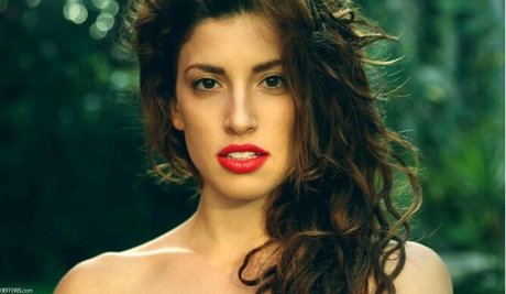 Tania Raymonde
