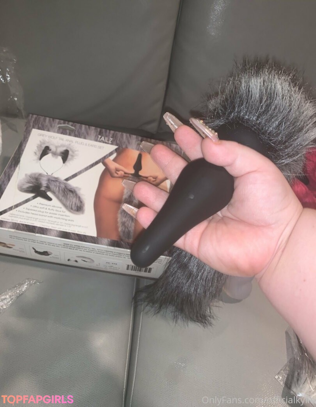 Foto desnuda filtrada de OnlyFans de Officialkylie #3 Foto desnuda filtrada de OnlyFans de Officialkylie #3