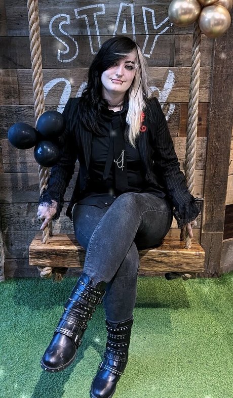 Easygoinggoth