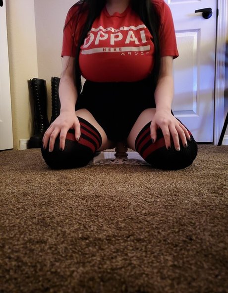 Foto desnuda filtrada de OnlyFans de Esskayuwu
