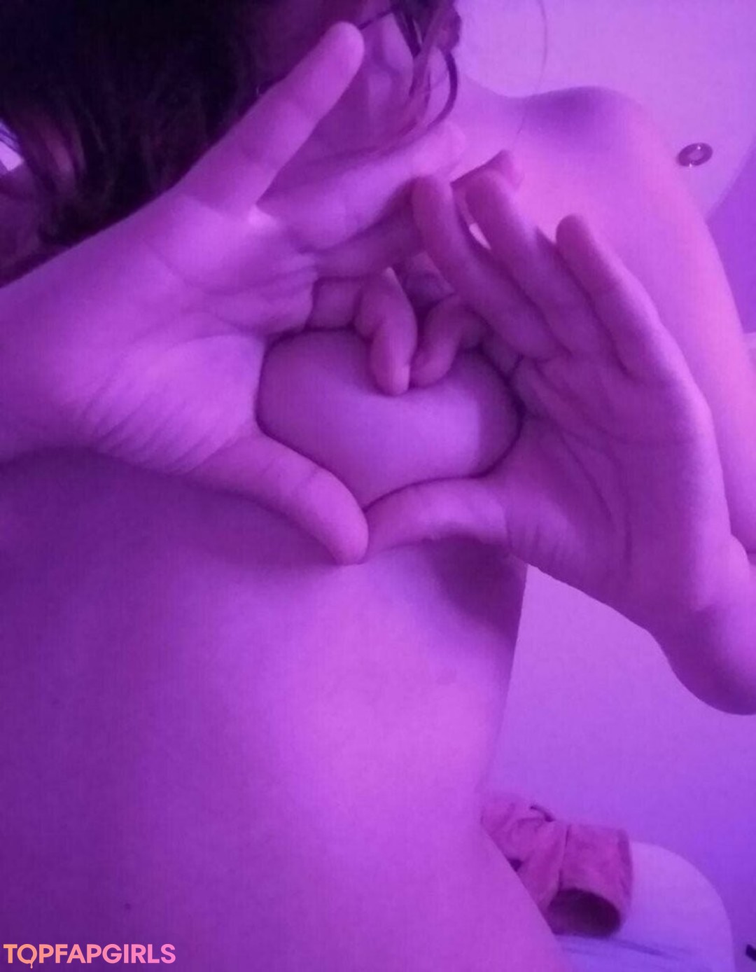 Foto desnuda filtrada de OnlyFans de Amourangel #3 Foto desnuda filtrada de OnlyFans de Amourangel #3