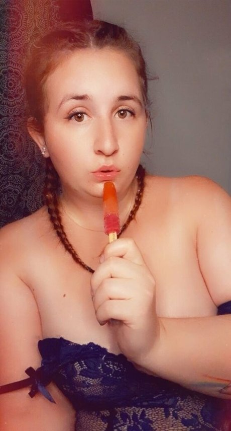 Foto desnuda filtrada de OnlyFans de Sexylittlekate
